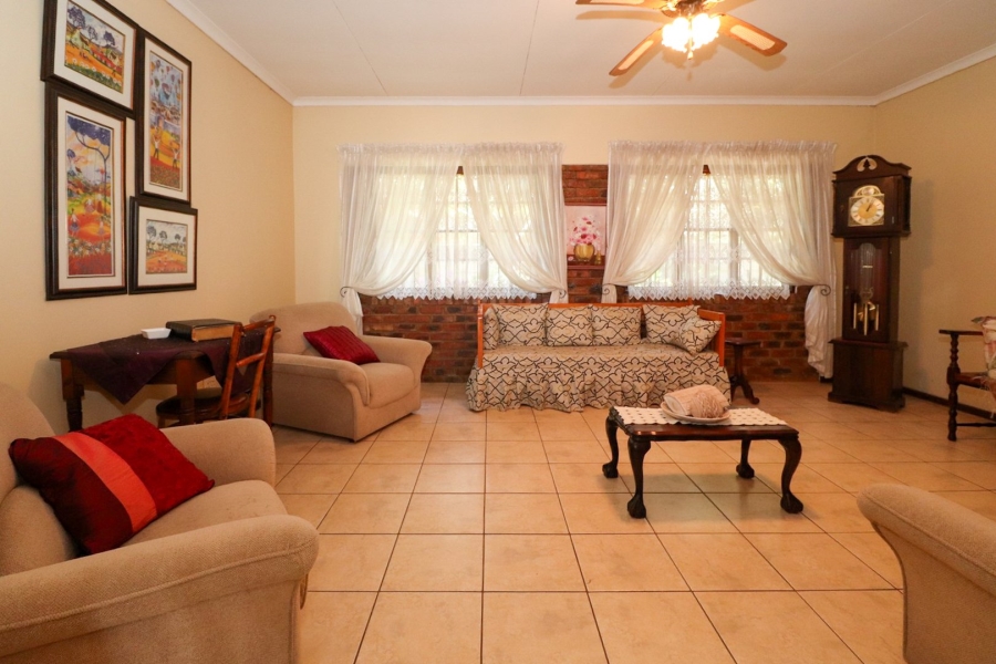 3 Bedroom Property for Sale in Ellaton North West